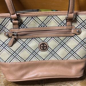 Giani Bernini Tan and Cream Purse